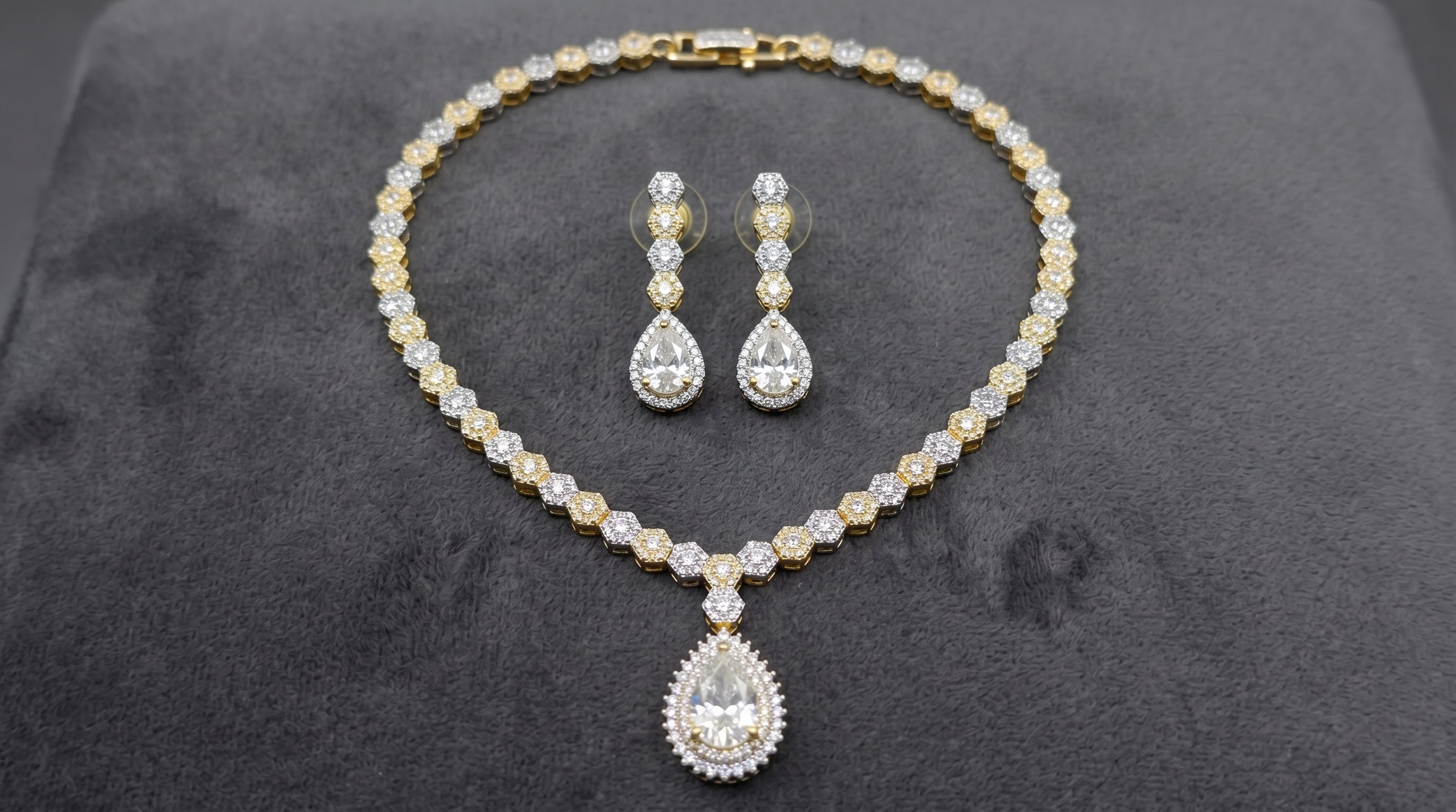 Two-Tone Crystal Diamond Floral Chain Necklace Set