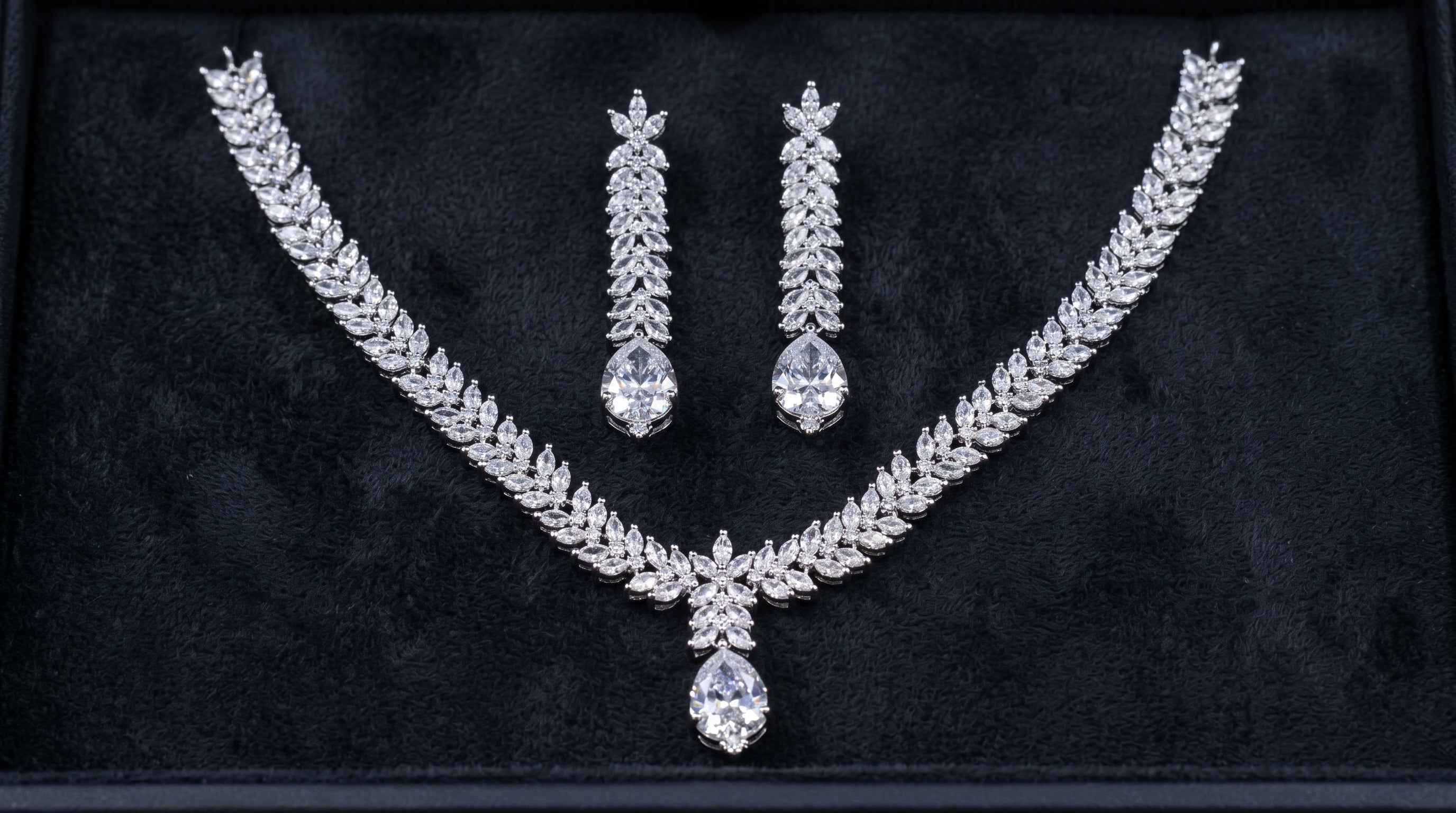 Silver Crystal Diamond Marquise Leaf Feather Necklace Set