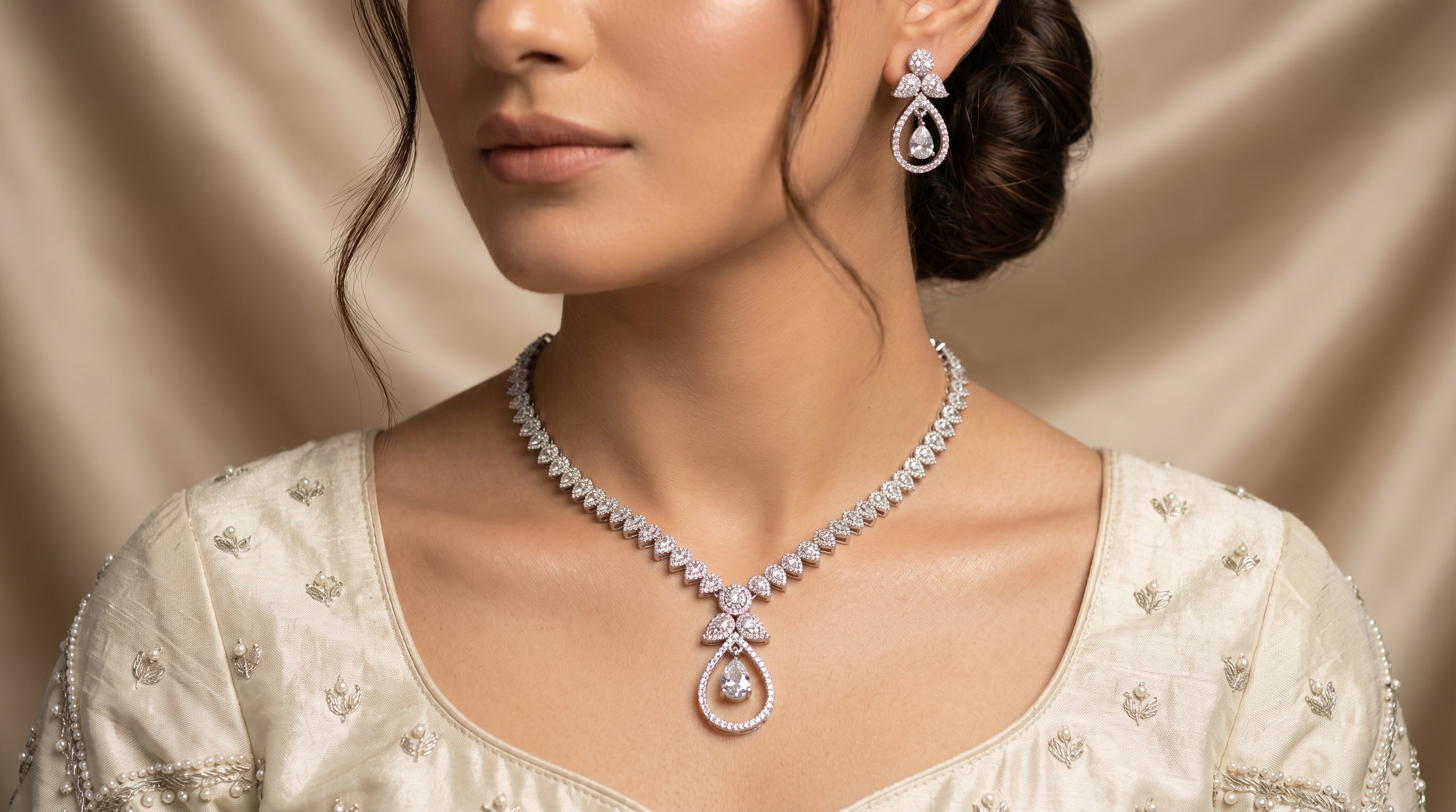 Silver Crystal Diamond Pear Floral Necklace Set