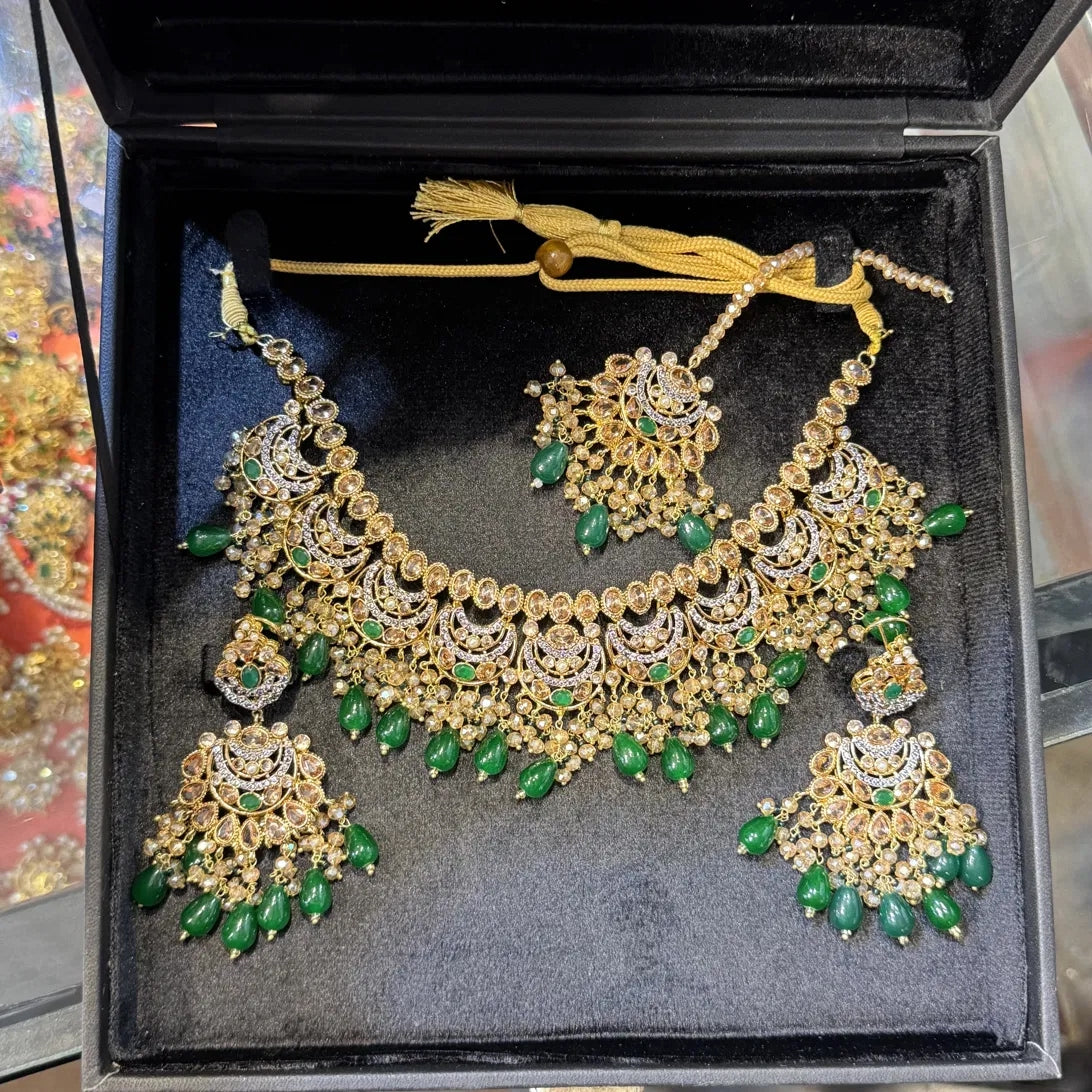 Gold Chaand Emerald Drop Bridal Set